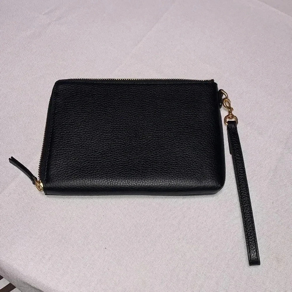TORY BURCH Britten Large Zip Pouch Wristlet NWT. - Picture 5 of 5